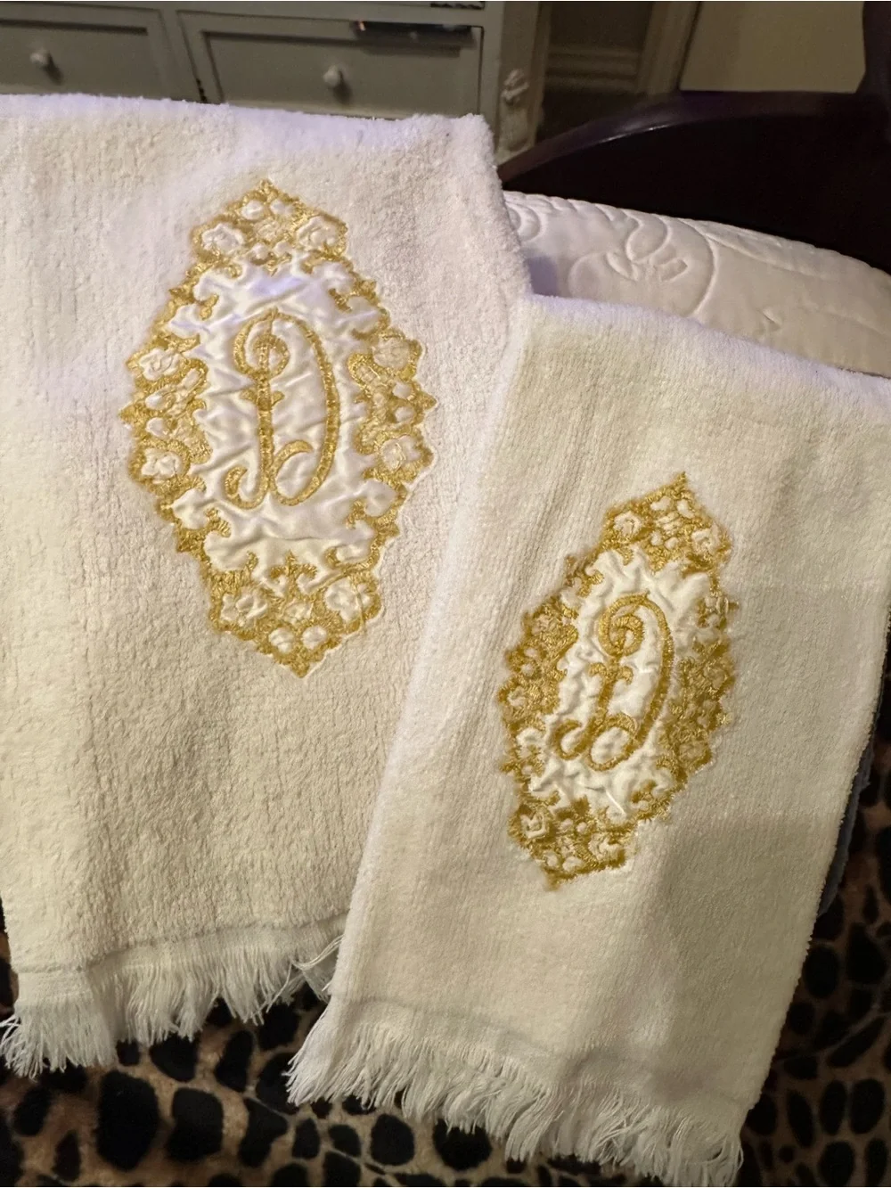 4 Luxury White Guest (2) and Hand (2) Towels with Gold Embroidered Medallion